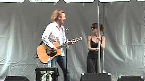 TOMMY BURNETT - "Concert" 8-6-11 Park Ave Festival...