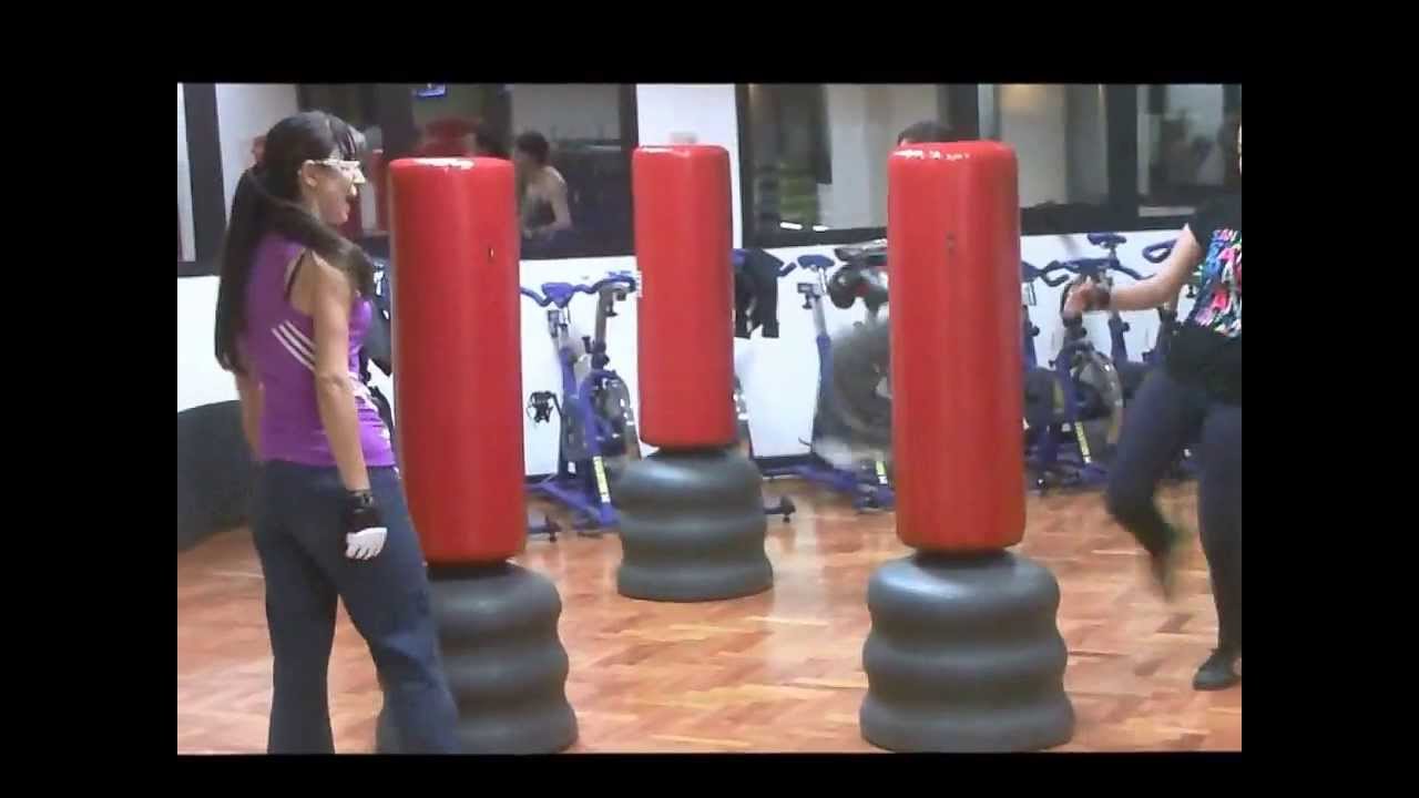 Lezione di Fitboxe - Palestra "Let'z Jump" a Vimodrone