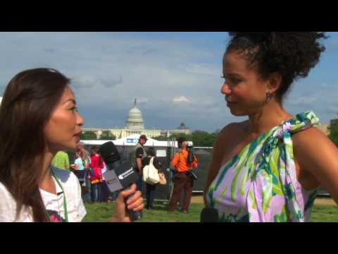 Gloria Reuben at The Climate Rally w' Sulinh Lafontaine
