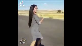 بنات ترقص رقص فاجر في نص الشارع