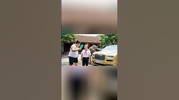 Hùng trọc đổ cho Capy phá xe Roll Roylce mạ vàng của bố #capybara