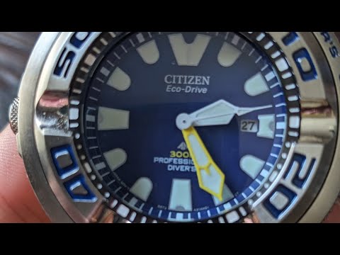 Citizen Promaster 300m BJ8058-O6L Dive Watch. The 1000m