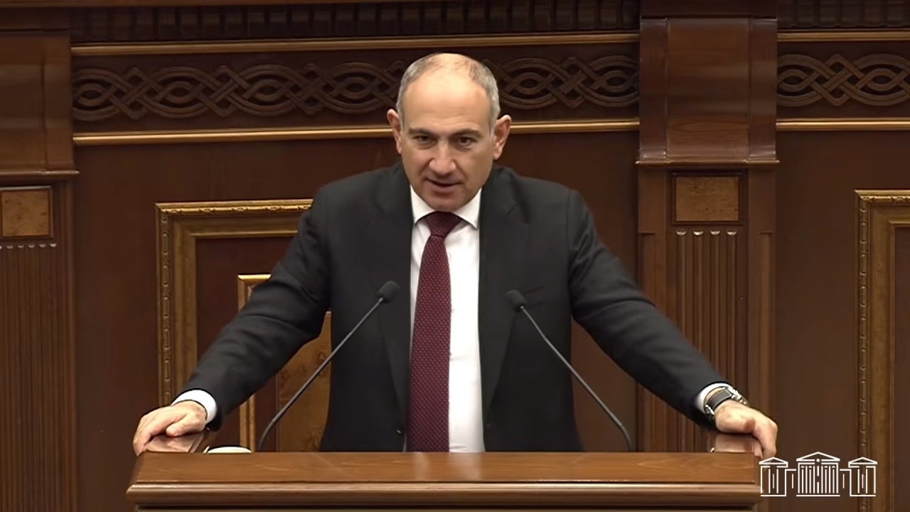 Իրենց որ լսեինք՝ կամ պետք է չլինեինք, կամ օնայն ռեժիմով պետք է նիստ անեինք՝ բունկերներից. Փաշինյան