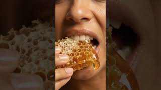 Satisfying Raw Honeycomb Crunch Bite