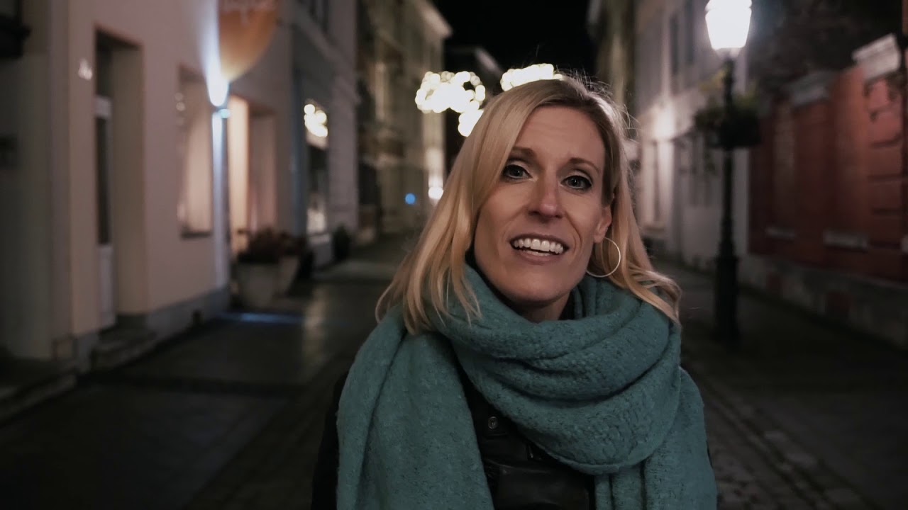 November Nights (Radio Version) - Way2Radiant