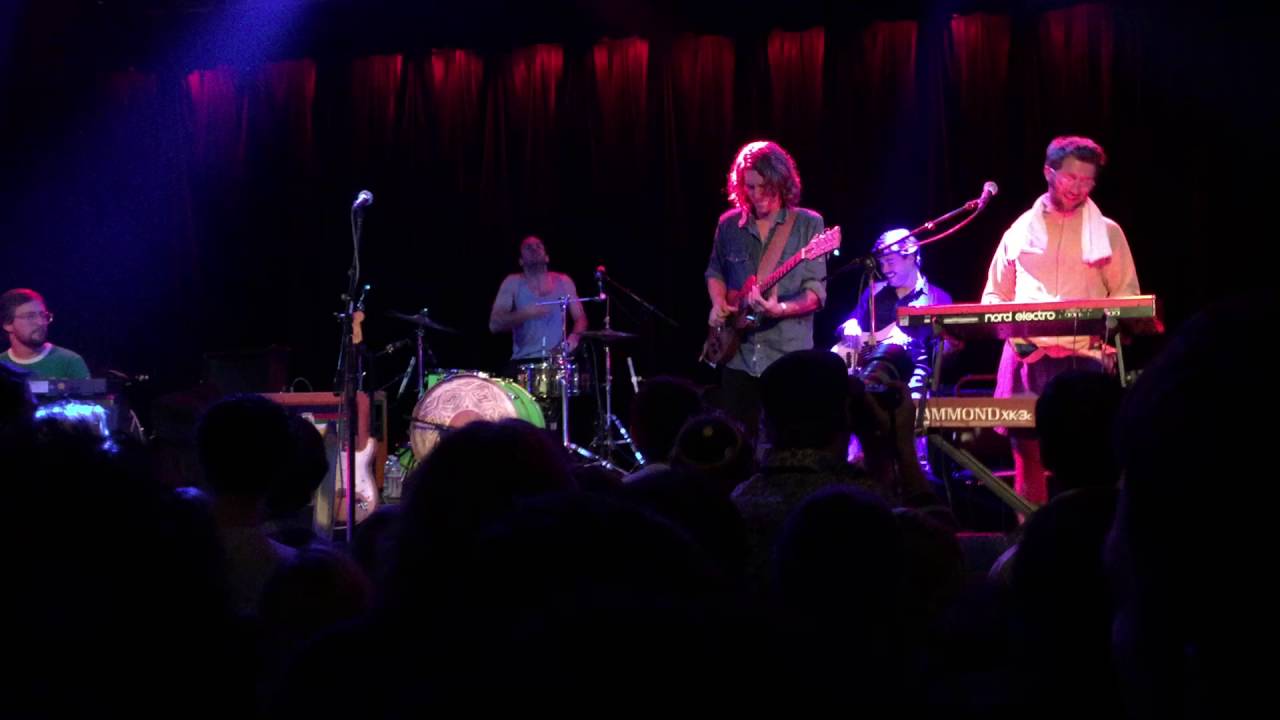 Vulfpeck - Welcome to Vulf Records [feat. Tom Relling]  (live at Slim's in SF)