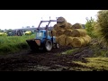 Погрузка и разгрузка сена МТЗ-80...Т-150 на вывозке! Loading and unloading of MTZ-80 hay ..