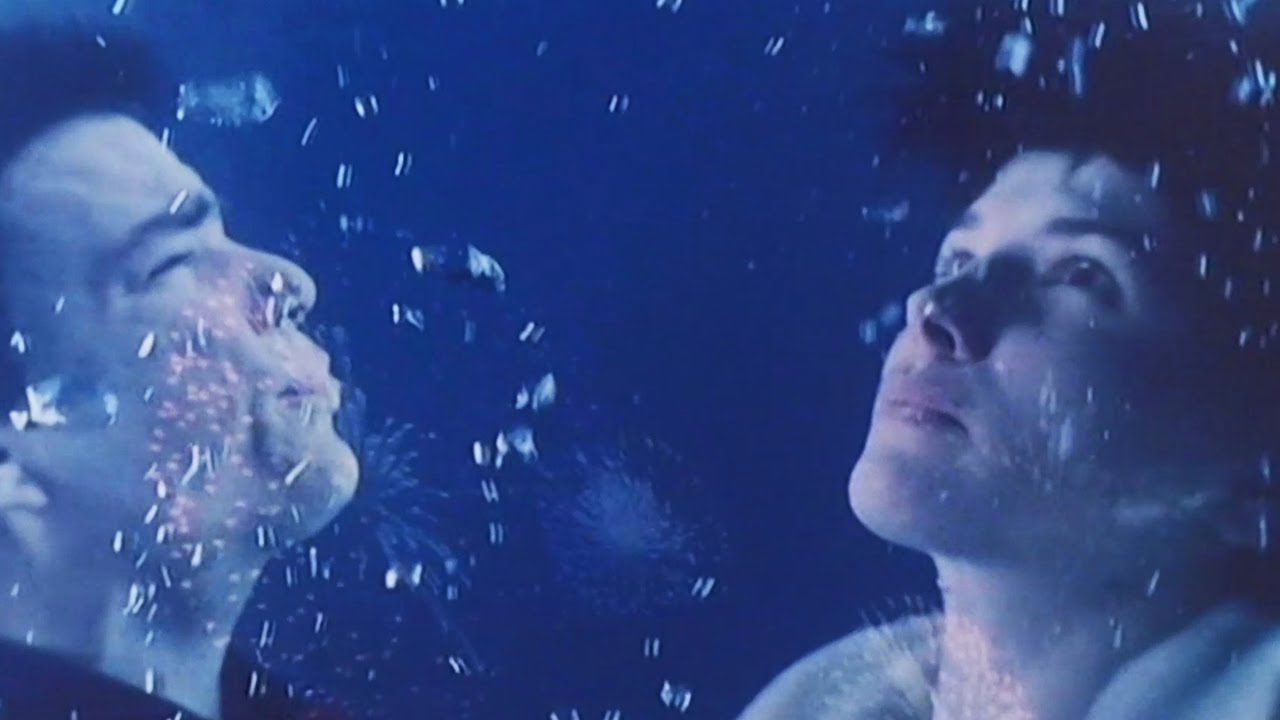 Les Amants Du Pont Neuf Streaming Les Amants du Pont-Neuf (1991) Bande Annonce VF - YouTube