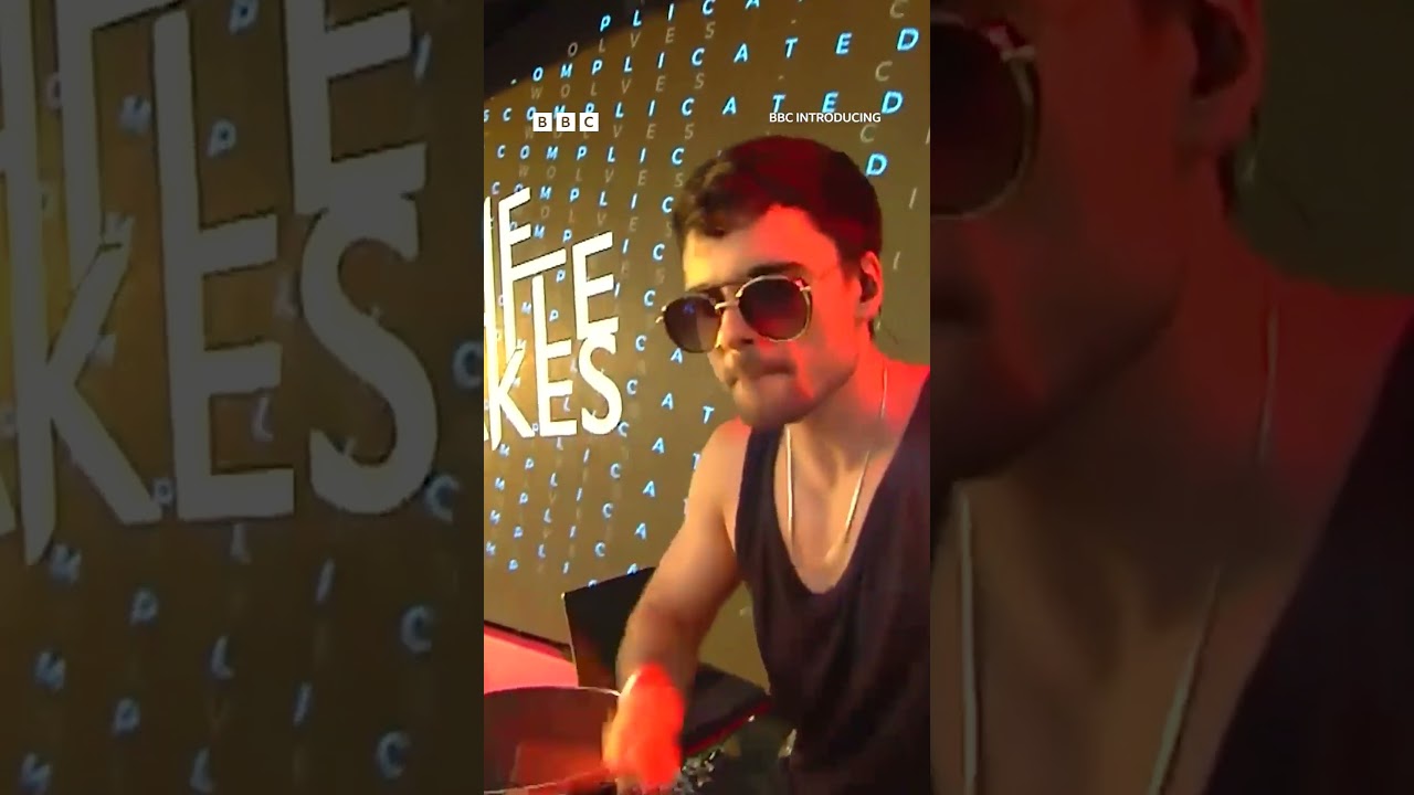 The White Lakes perform Young and Reckless at The Hundred 2025 for BBC Introducing