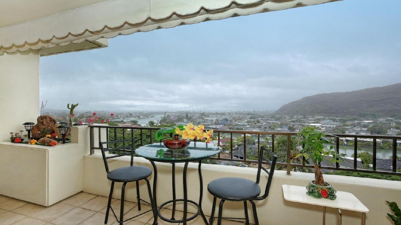 6750 Hawaii Kai Drive, Honolulu, HI Presented by Mavis Nellas.