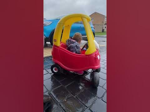 Car goes beep beep - YouTube
