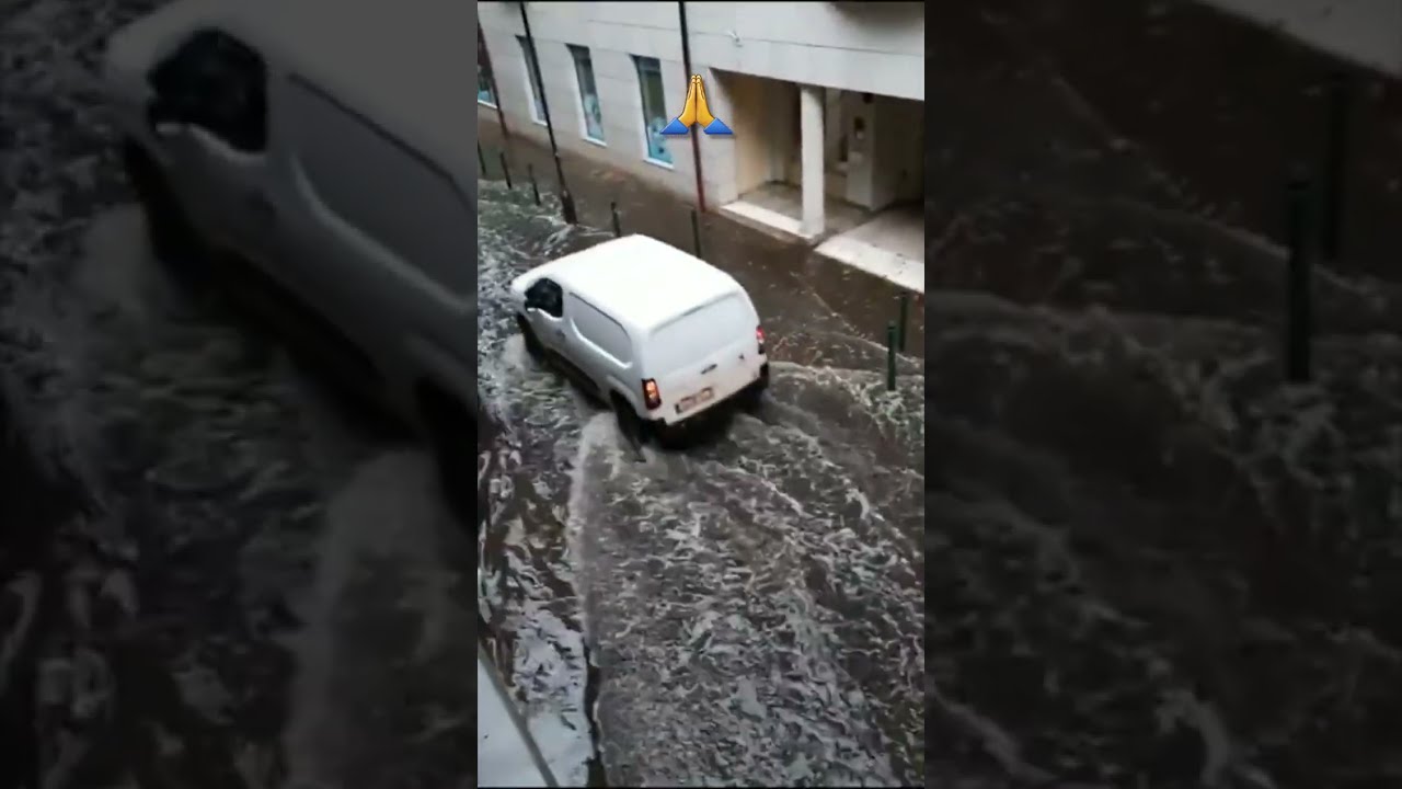 Flood In Budapest Hungary Magyarorsz G Shorts
