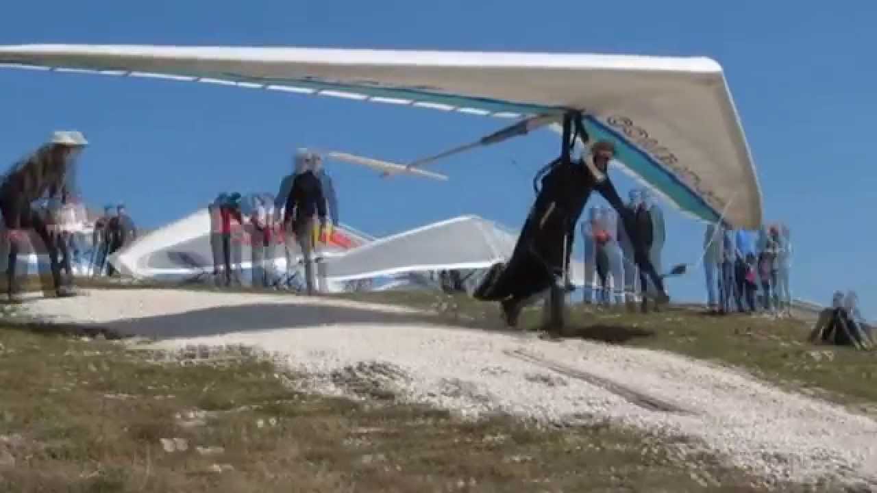 Tekma jadralnih zmajarjev na Kovku