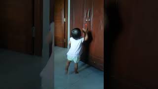 Ara Kena Prank Kakak - Menangkap Laser - Baby Ara Prank