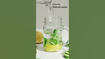 Detox water recipe for weight loss -- cucumber, lemon, mint