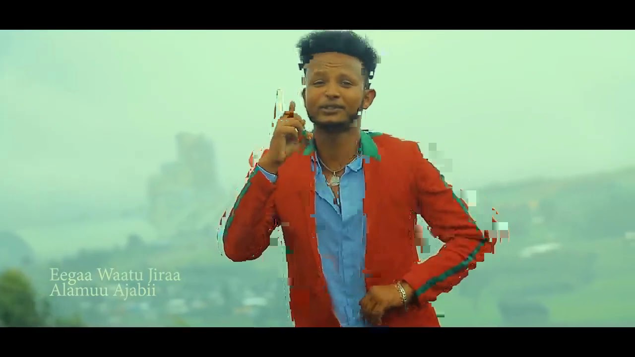 Alamuu Ajabii   Egaa Waatu Jira   New Oromo Music 2020
