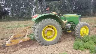 JOHN DEERE 5065 SUBSOLADOR 5 HASTES 60 CM v.2