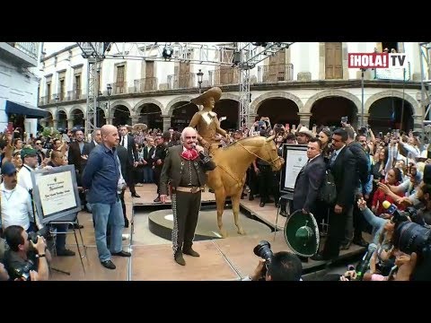 Video: Vicente Fernandez Ist Bei Bester Gesundheit