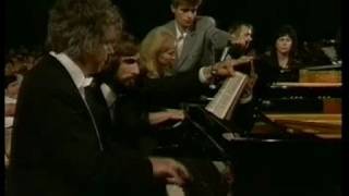 Adrienne Hauser, Zoltán Kocsis, Károly Mocsári - Bach Concerto For 3 Pianos In C Major 3. Movement