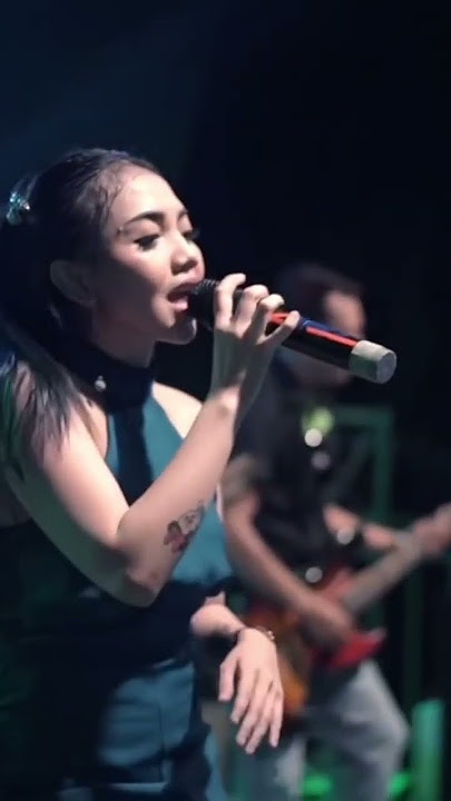 OJO MUNG ISUN SYAHIBA SAUFA STORY WA