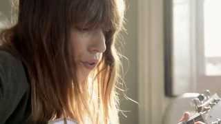 Lou Doillon performs "Make A Sound" for The Line of Best Fit chords