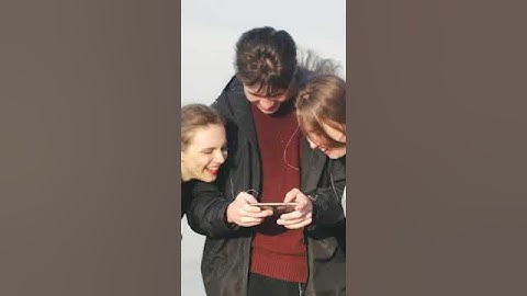 Vyšinutý muž útočí na Norsko, chrlí nebezpečnou rétoriku a zanechává za sebou masakr.