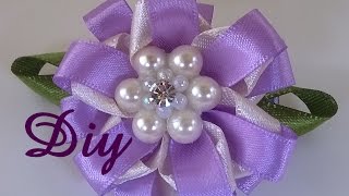 Flor de fita lilás e branco – Flower lilac and white ribbon – DIY Patricia Carrero
