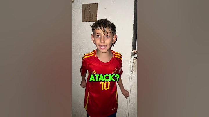 UN ZOMBIE MUERDE A JUANITO Y SE CONVIERTE EN ZOMBIE 🧟‍♂️