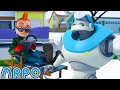 ¡Batalla de bolas de nieve! | El Robot ARPO🤖 Dibujos animados para niños