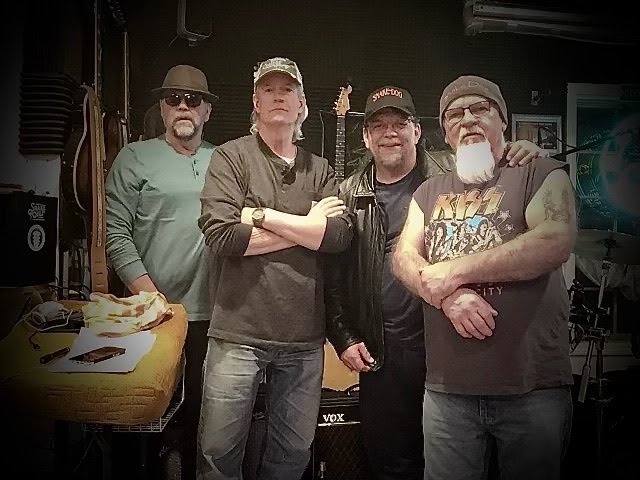 SnakeDog @HRB 42624 Nasty Dogs & Funky Kings - YouTube