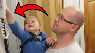 Toddler's Answer To Dad's Endless Phone Calls by HRT Knowable 225 views 6 months ago 1 minute, 18 seconds