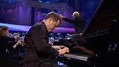 Benjamin Grosvenor on Chopin's Piano Concertos - YouTube