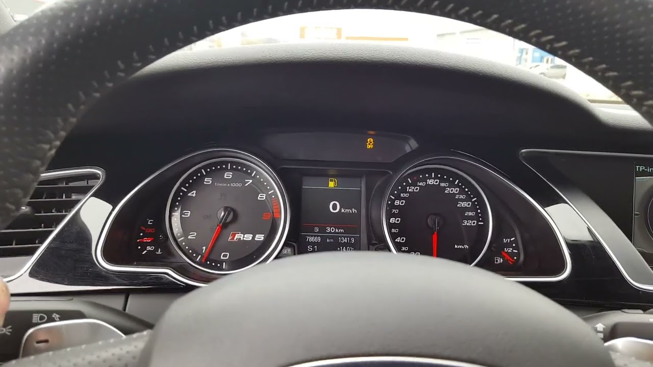 Audi RS5 V8 Launch control