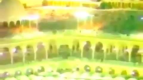 تلاوة نادرة للشيخ علي جابر -رحمه الله- خلال أداء صلاة التراويح في الحرم المكي قبل أكثر من 35 سنة.