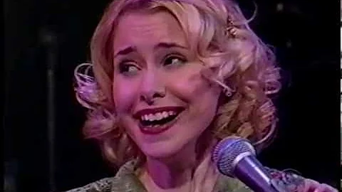 Nellie McKay - Happy Flower (live) The Late Show 1...