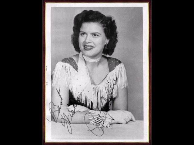 Patsy Cline - Cry Not for Me