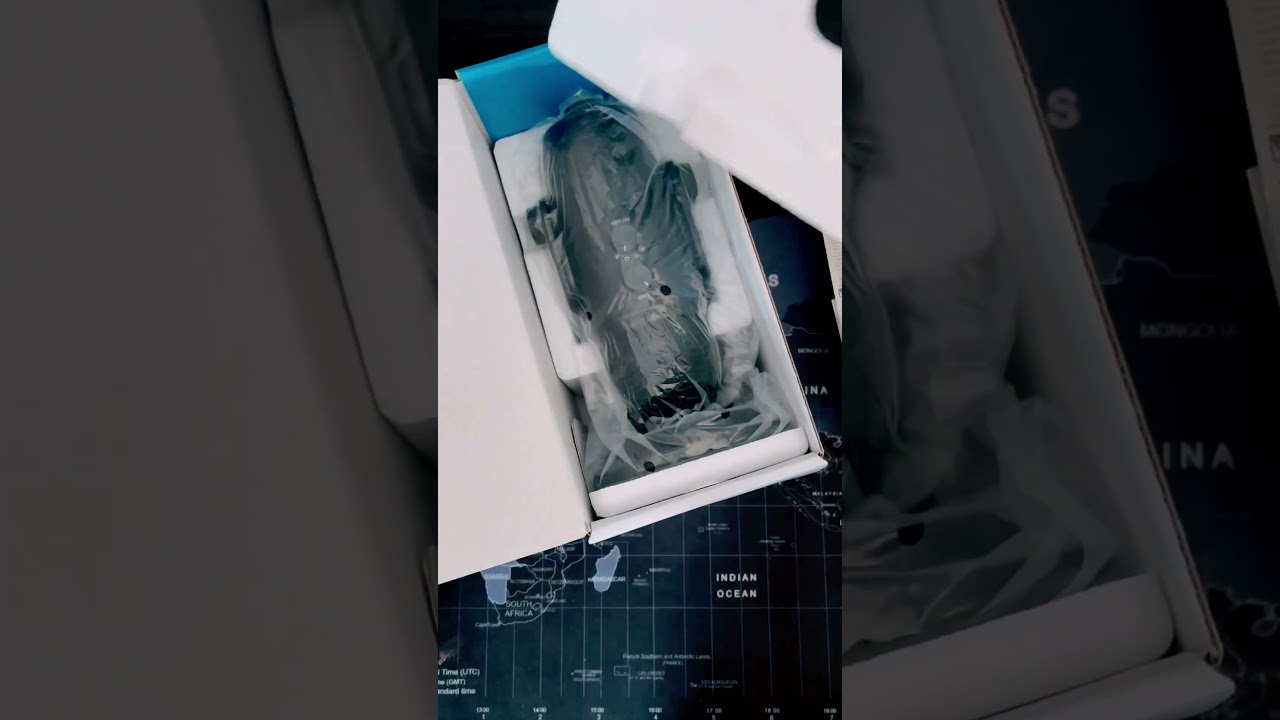 Unboxing the Blue Yeti Mic! 