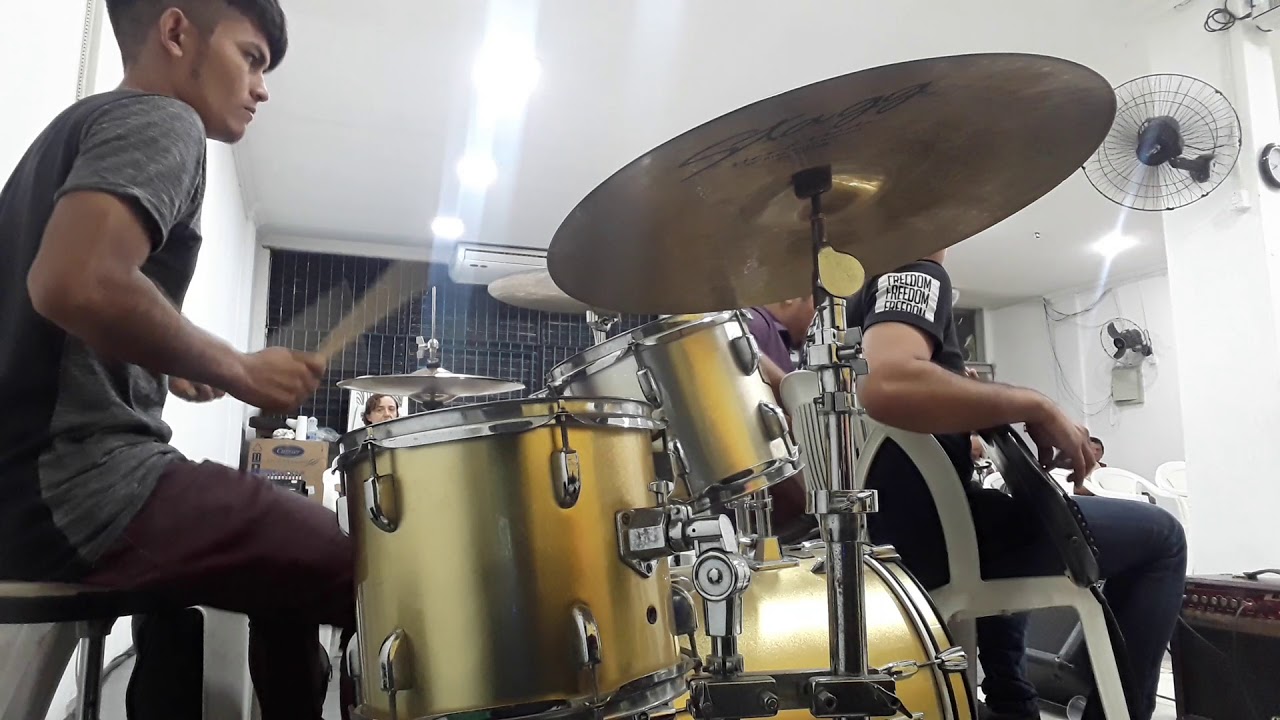Rayan Miranda Música Luz do Mundo Fernandinho// Cover Rayan Miranda Drums - YouTube