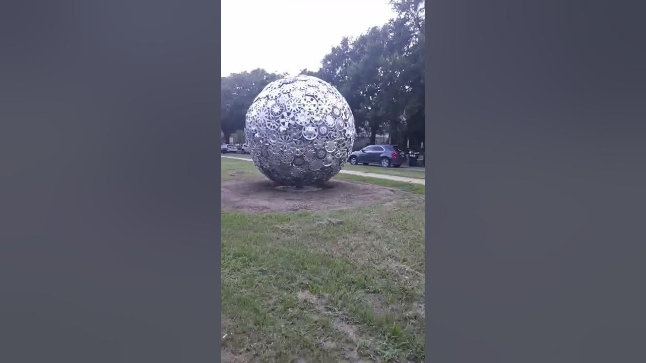 Hubcap world - YouTube
