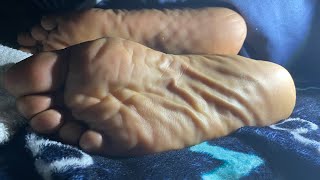 Glo- Mature Creamy Silky Wrinkled Soles