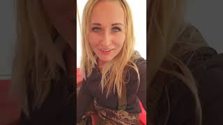 Дамы тоже ходят на рыбалку с комфортом😊Женщины,, любите проводить время на рыбалке, или больше дома?
