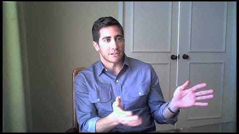 io9 interviews Jake Gyllenhaal for Source Code
