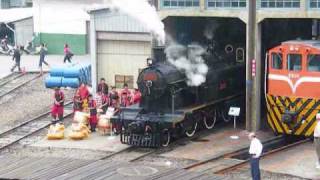CK101蒸汽機車頭出庫
