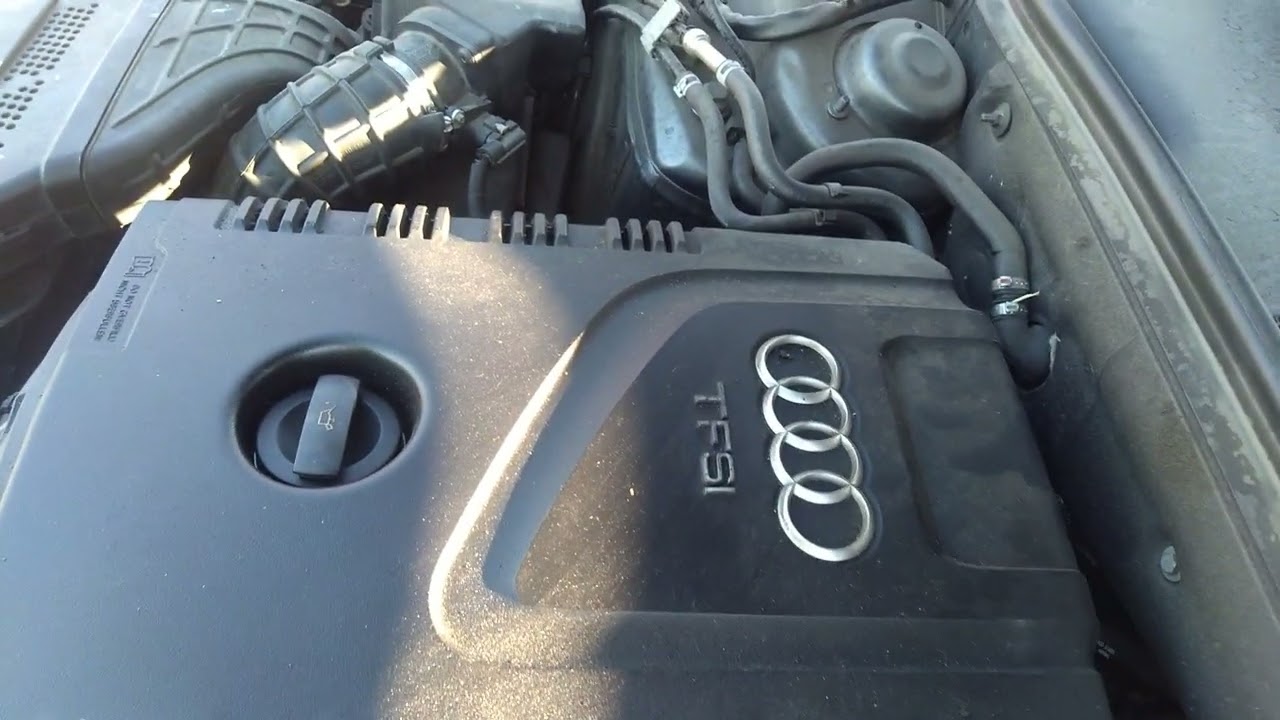 Звук мотора Audi  от 2012 Audi A4 2.0T Premium Plus WAUFFAFL5CN019454