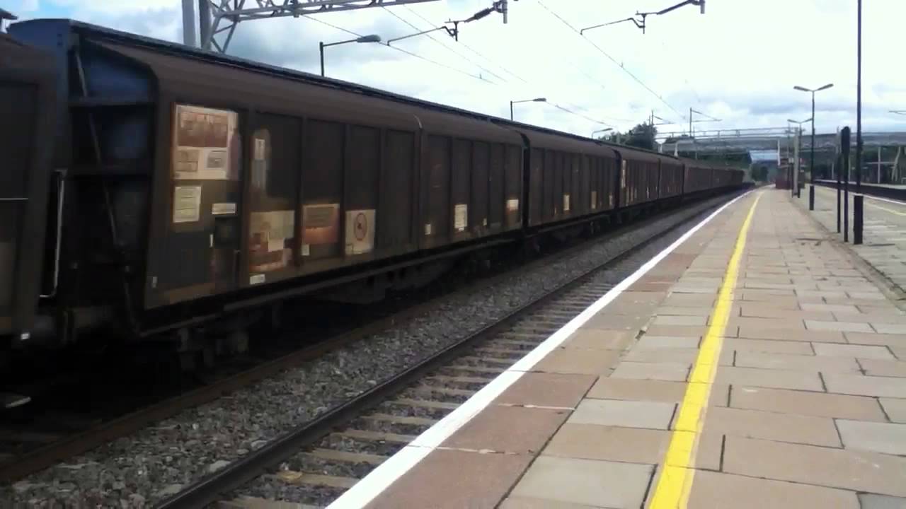 (HD) DBS 92026 (Cargowagons) Passes Cheddington With 2tone 13/07/2012