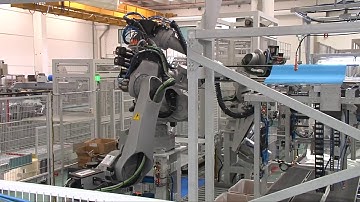 A new high tech collaborative 6 robot plant automation by SISCODATA at GOGLIO with Comau robot
