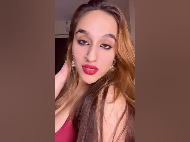 Sexy in hot video, his video of my makeup Bara Mein, Bata #mostcharming #prettypictures 😜🙈