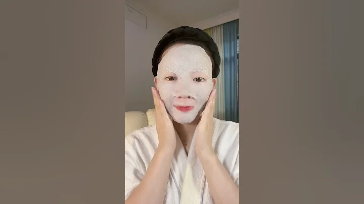 12 Homemade Face Masks for Glowing Skin   Marie Claire 5 - DayDayNews