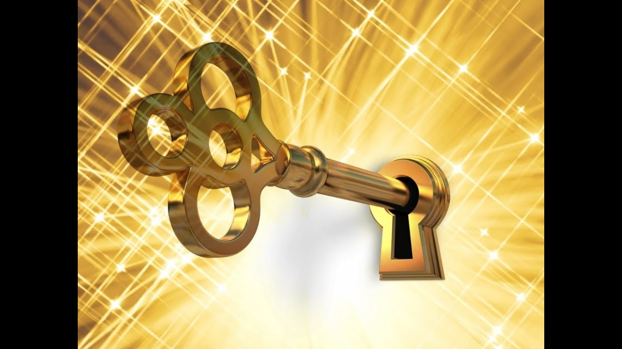 Красивый золотой ключ