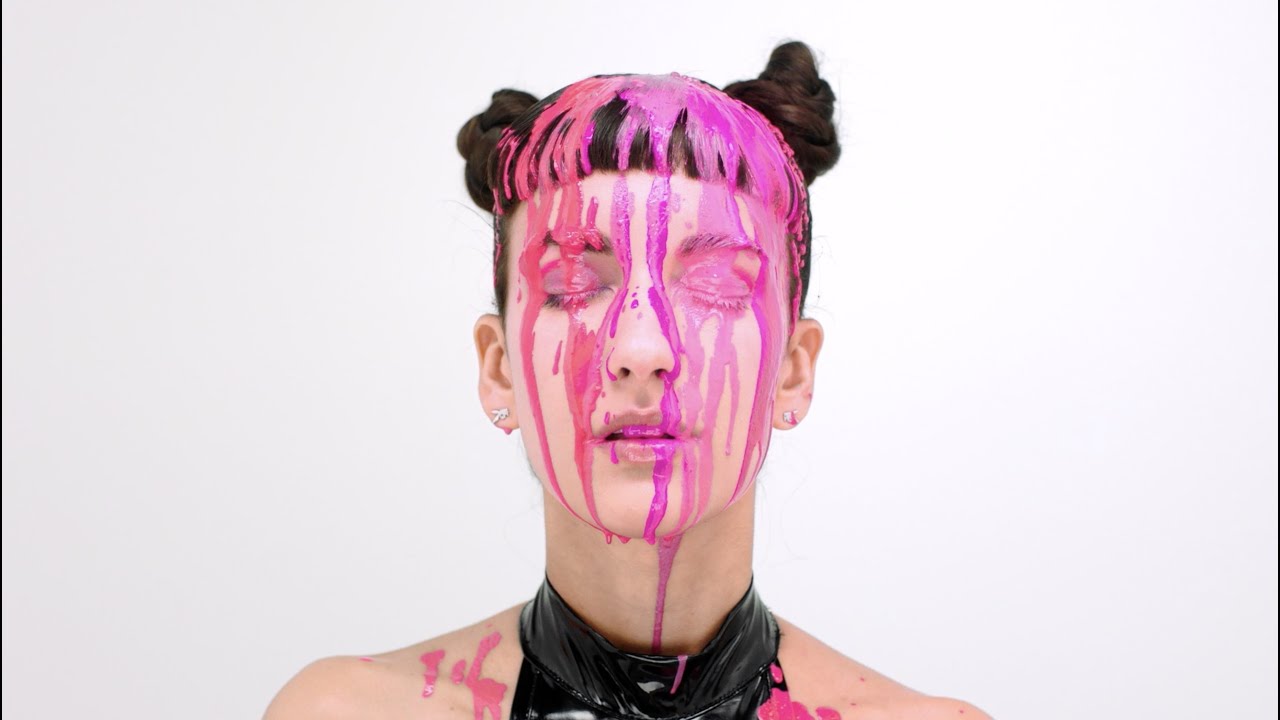 Anna Straker - Sweat (Official Video)